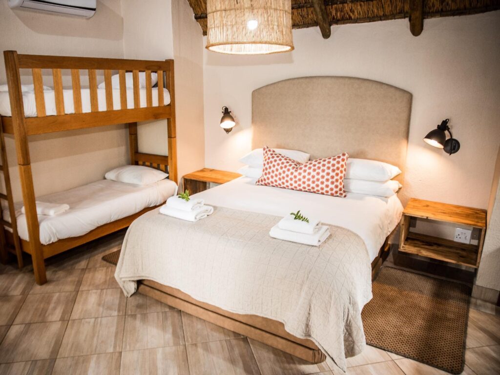 Bird Hide Rooms - Family Room